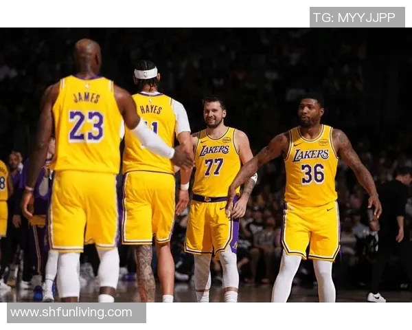 2009年NBA西部决赛第五场湖人与掘金的激烈对决回顾与分析